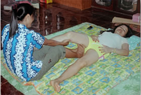 Nördlicher Stil: thaimassage in Roiet
